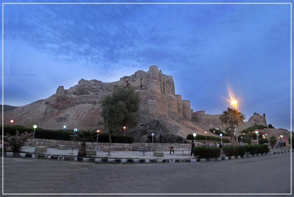 Manujan Castle بنای تاریخی قلعه منوجان by Mahdi Kalhor