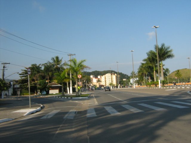 Vista da Rua Arthur costa Filho - Caraguatatuba SP by leonir angelo lunard…