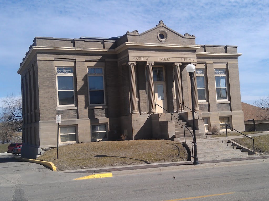 Carnegie Library- Crookston MN by kevystew