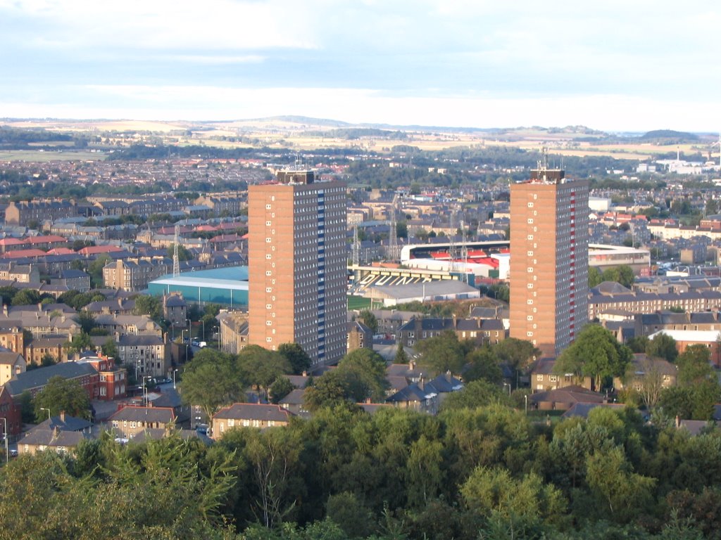 Dundee from the Law by Andrzej Schmidt