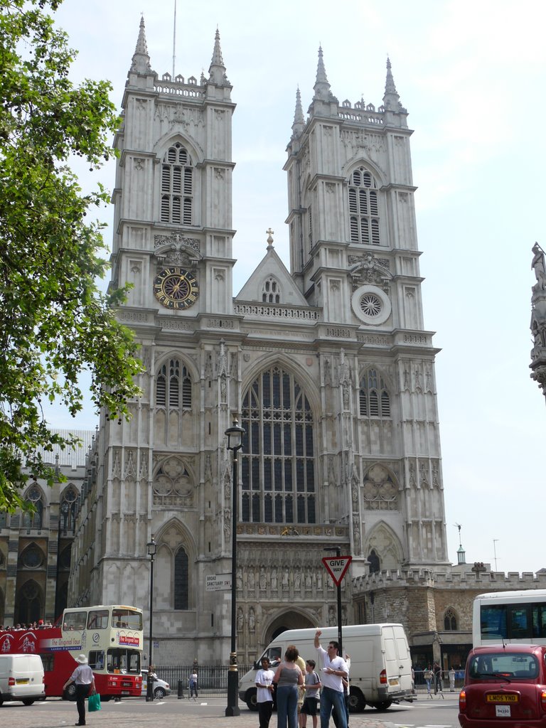 Westminster Abbey, London by Peter Masaryk