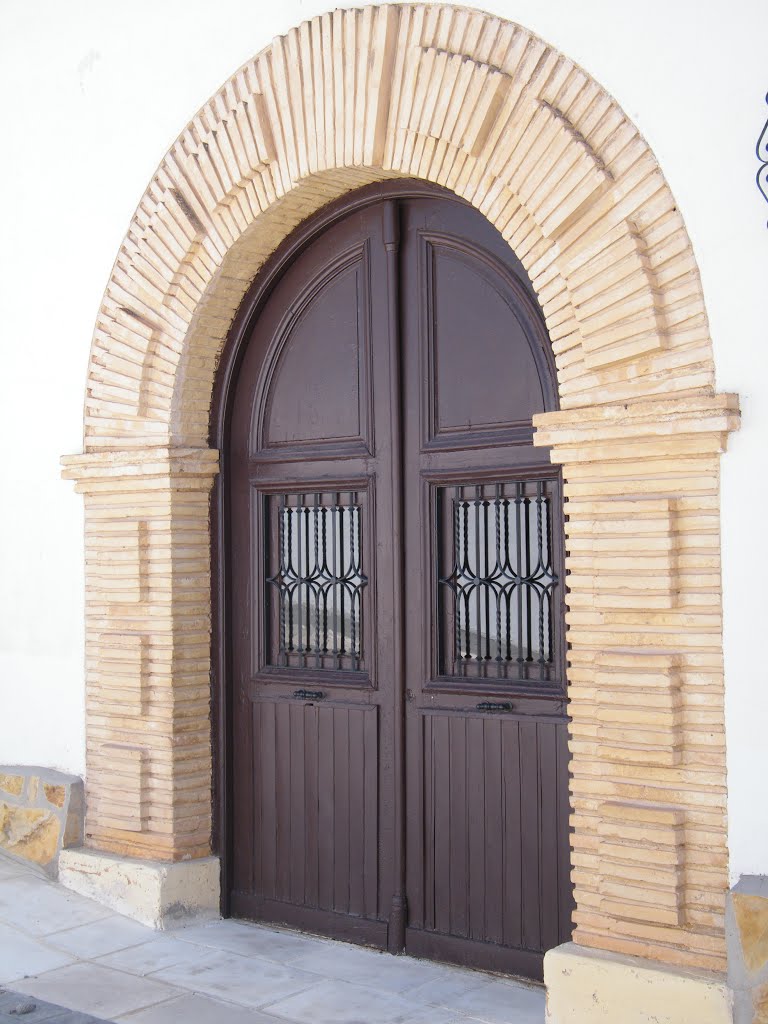 MEZALOCHA (ZARAGOZA) PÓRTICO DE LA ERMITA DE SAN ANTONIO by JOSE LUIS OROÑEZ