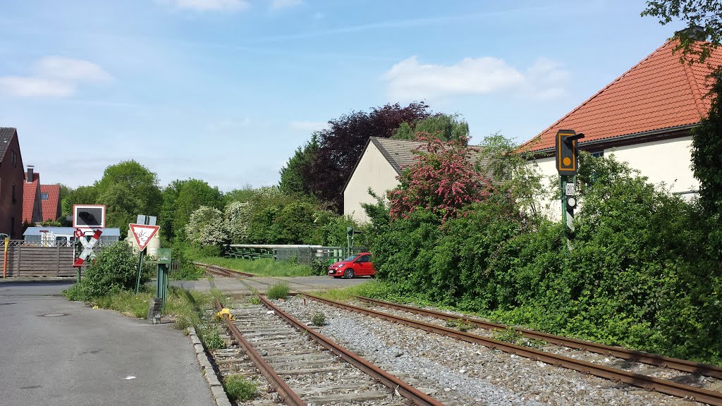 Verbindung von Holsterhauser Str. zur Brennerstr. entlang der Gleise in Herne/Wanne-Eickel by Wanne-Eickeler