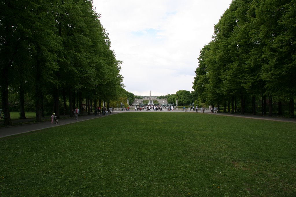 Frognerparken 2 by Arild Solberg