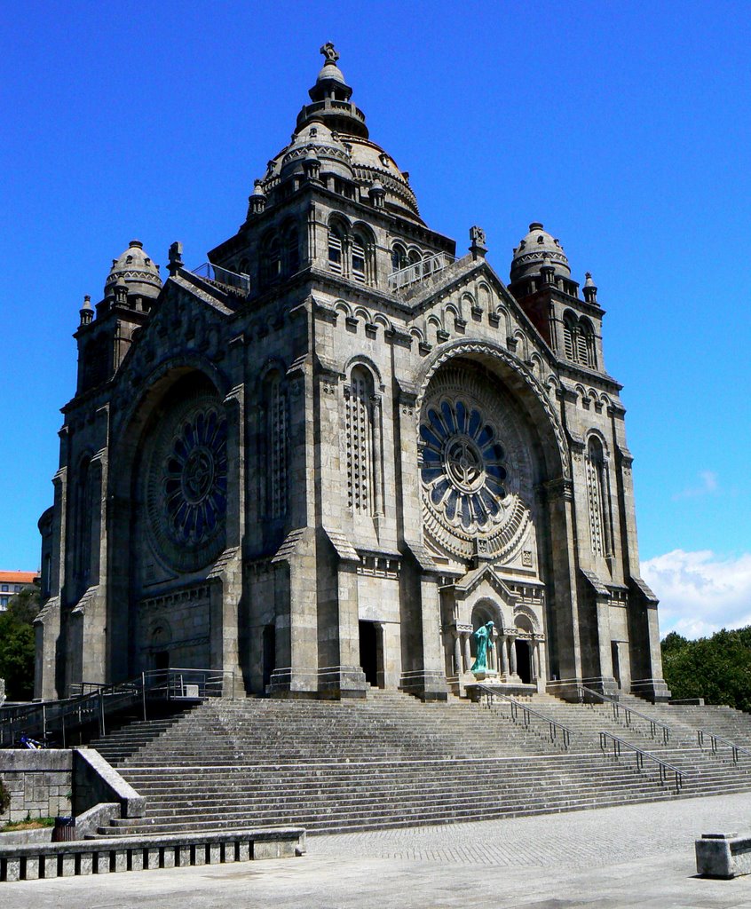 Viana do Castelo Igreja N. S. Agonia by Peregrino27