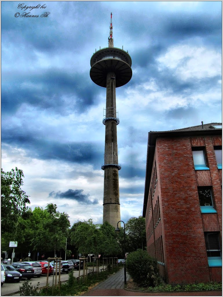 ©H)•05•14 / Fernmeldeturm in Wesel / I by Hannes Th.