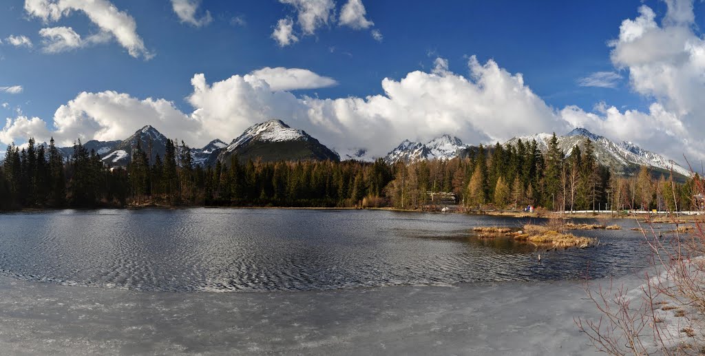 Nové Štrbské pleso by Igor Marhevsky