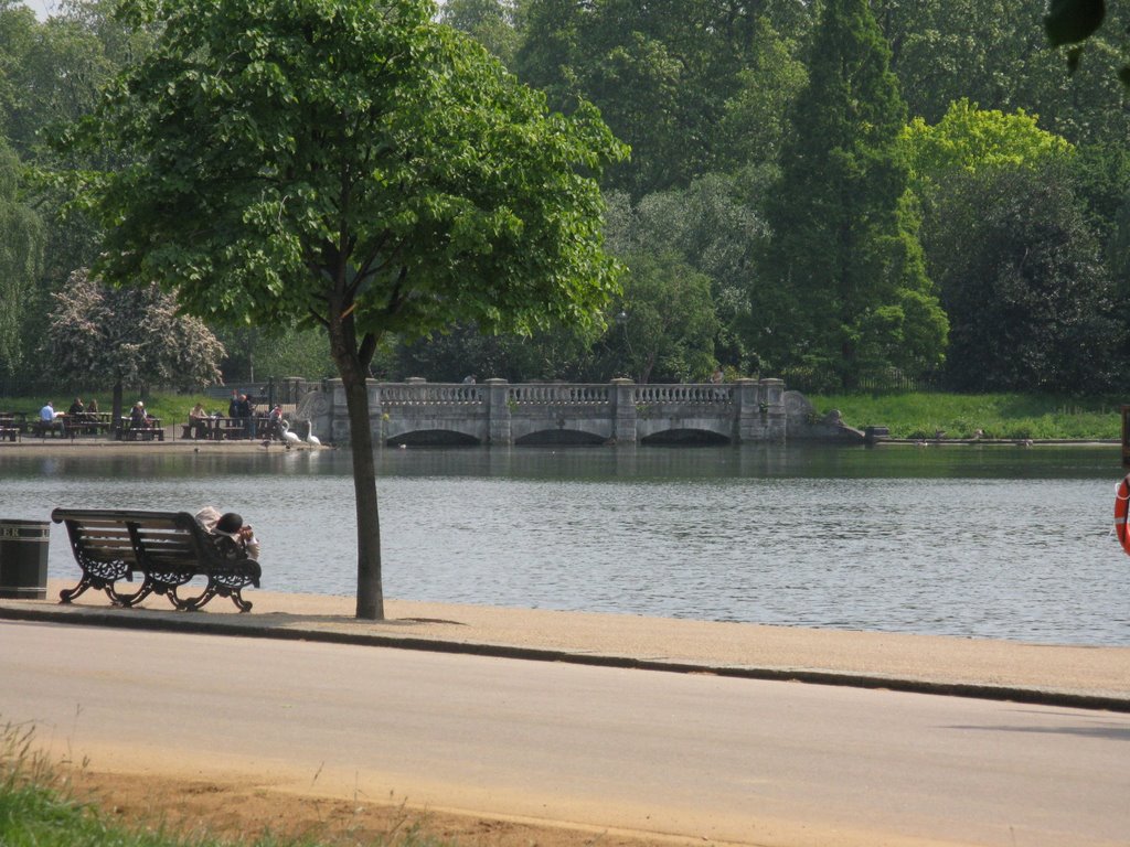 Londra. Hyde Park. The Serpentine by Nicola Cangioli