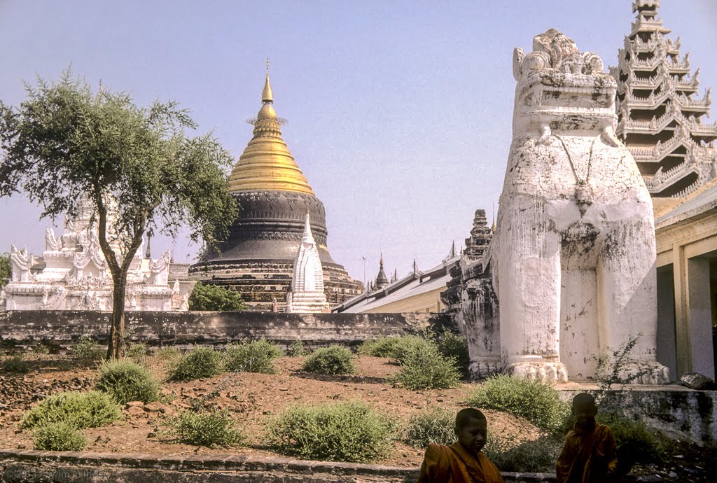 Shwezigon Pagoda, Nyaung-Oo, Pagan, Burma by Swim In India