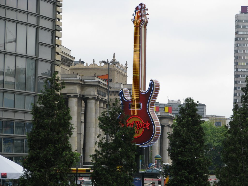 Warsaw, Hard Rock Cafe by Srdjan Djordjevic