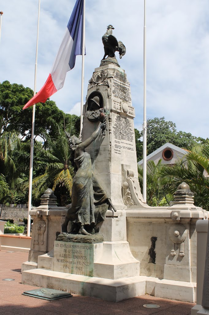 Monument aux Morts, Papeete by yvr101