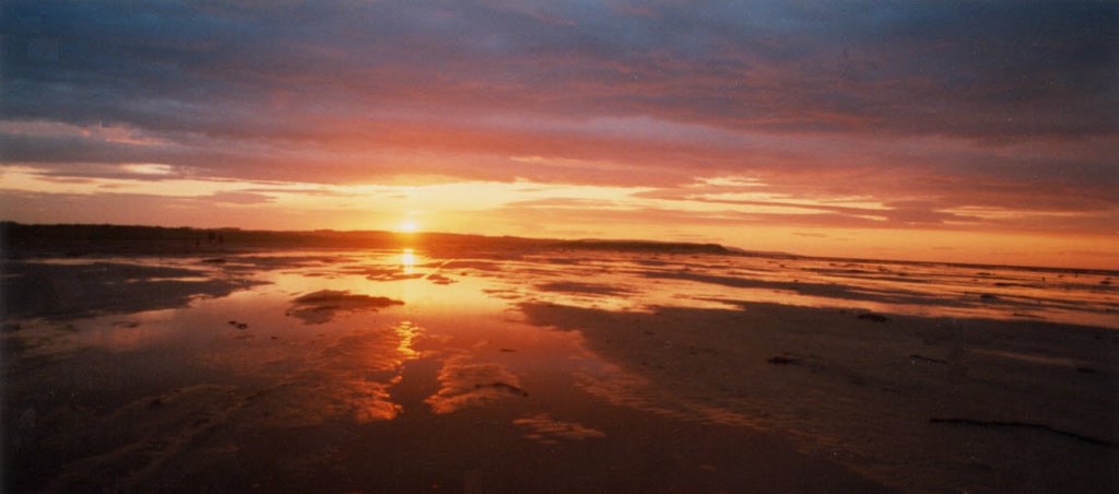 Sunset Firth of Forth by Earsight