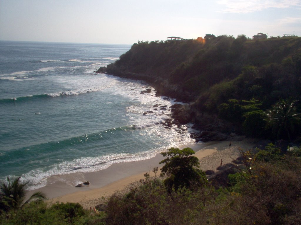 Playa Carrizalillo, Puerto Escondido by cmtzg