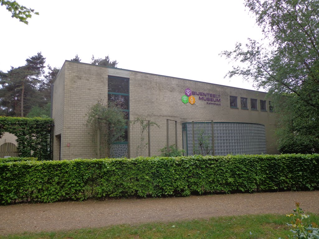 Bijenteelt Museum na bij Grenspark Kalmthoutse Heide Kalmthout (Belgie) by © rdnjc