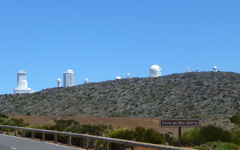 Teneriffa – Caldera de las Cañadas - Observatorium und Sternwarte by giggel