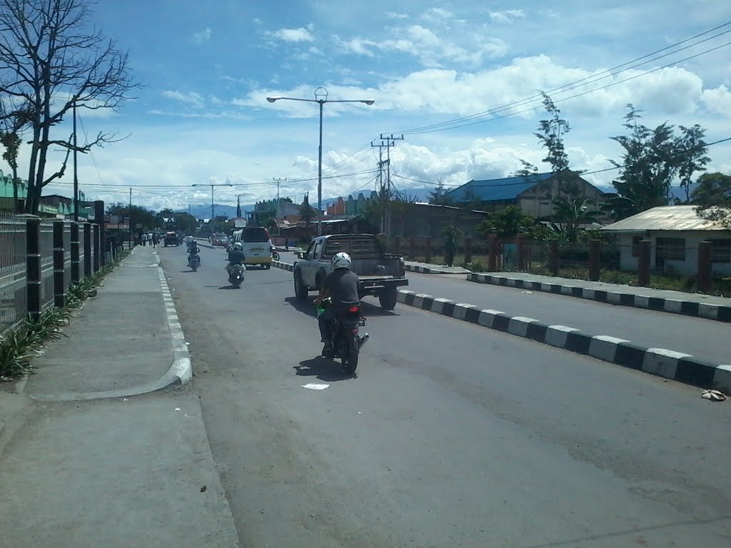 Jl. Trikora, Wamena Kota, Papua by Hendri bayu