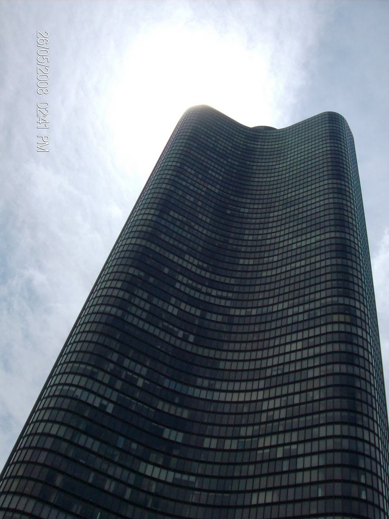 Lake Point Tower by EfrainCastroVzla