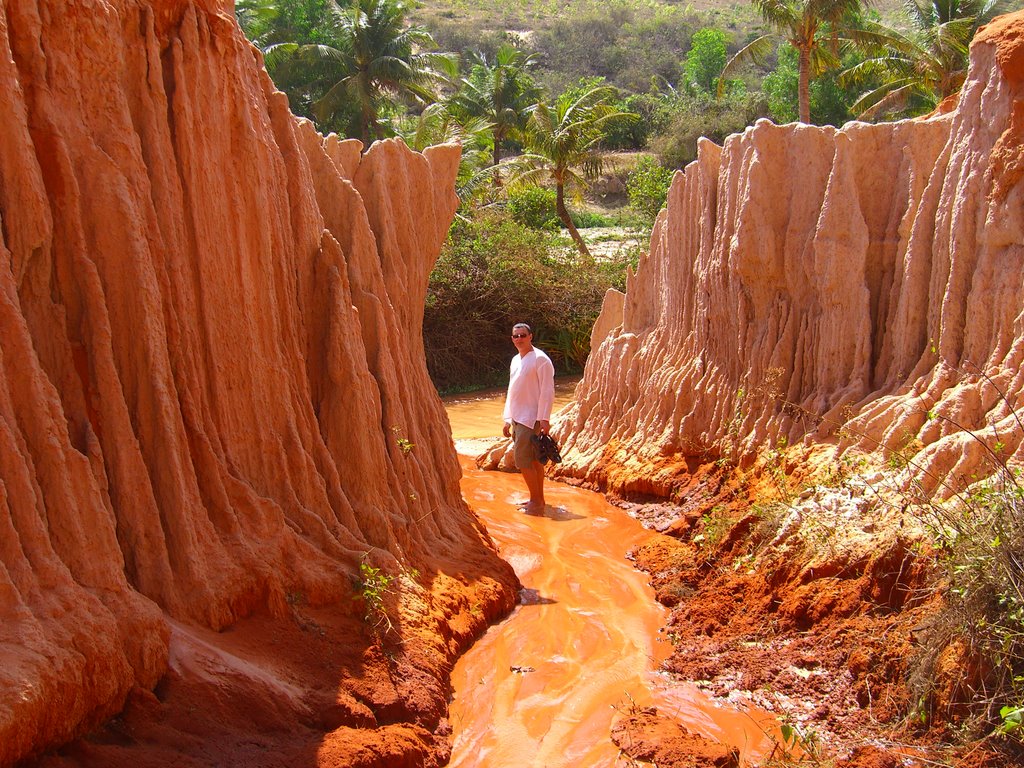 Khu phố 4, Hàm Tiến, tp. Phan Thiết, Bình Thuận, Vietnam by Alexey Trofimov