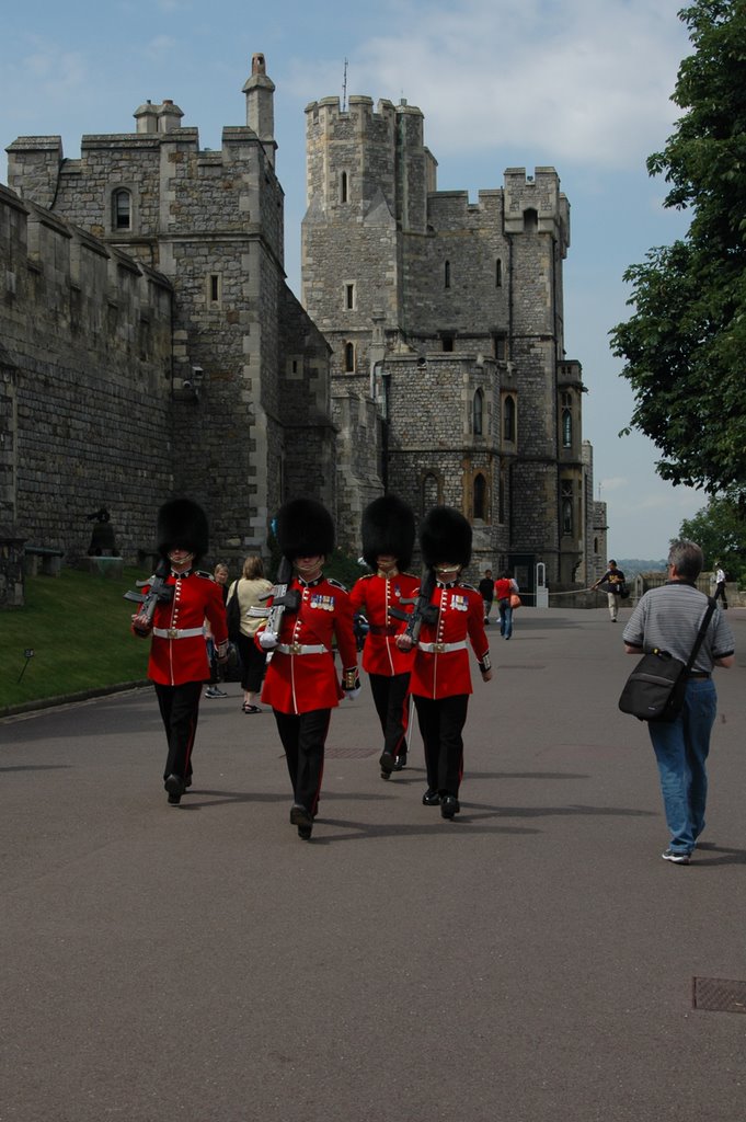 Windsor Castle guards by James27