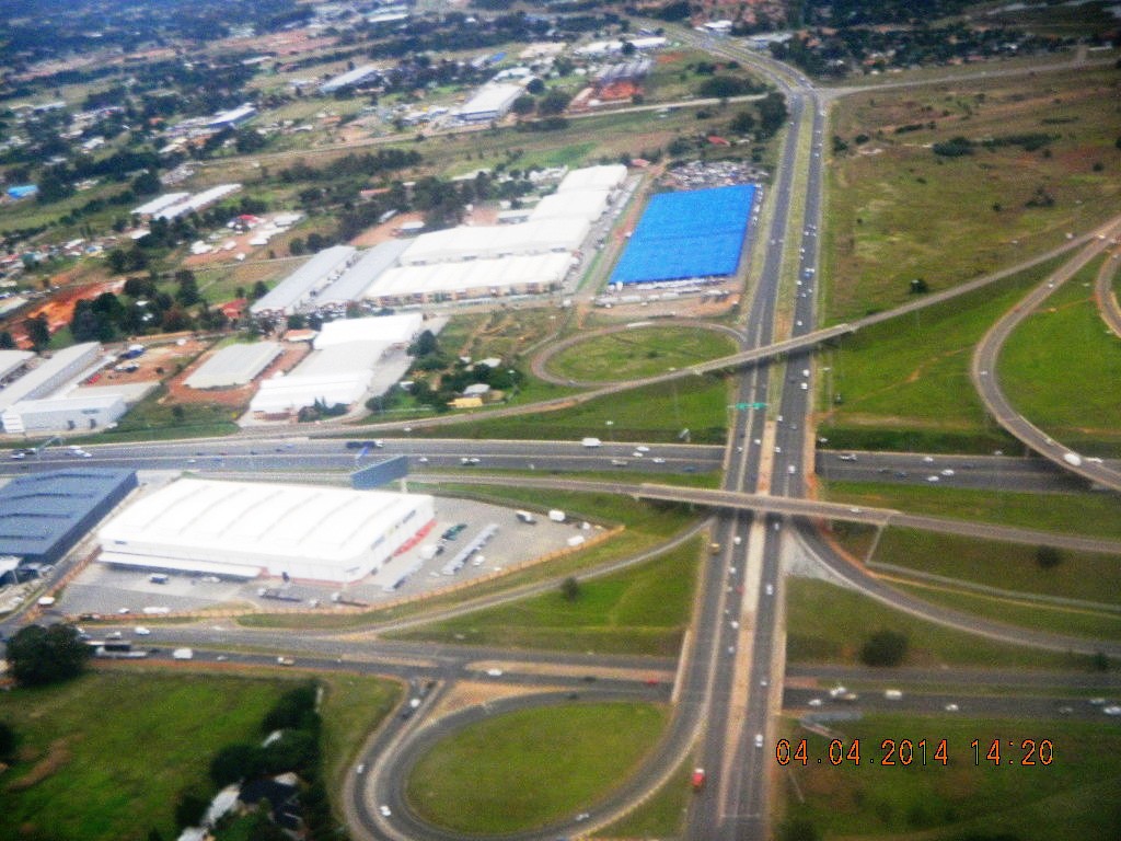 Johannesburg,South Africa by Saman Jayawardene