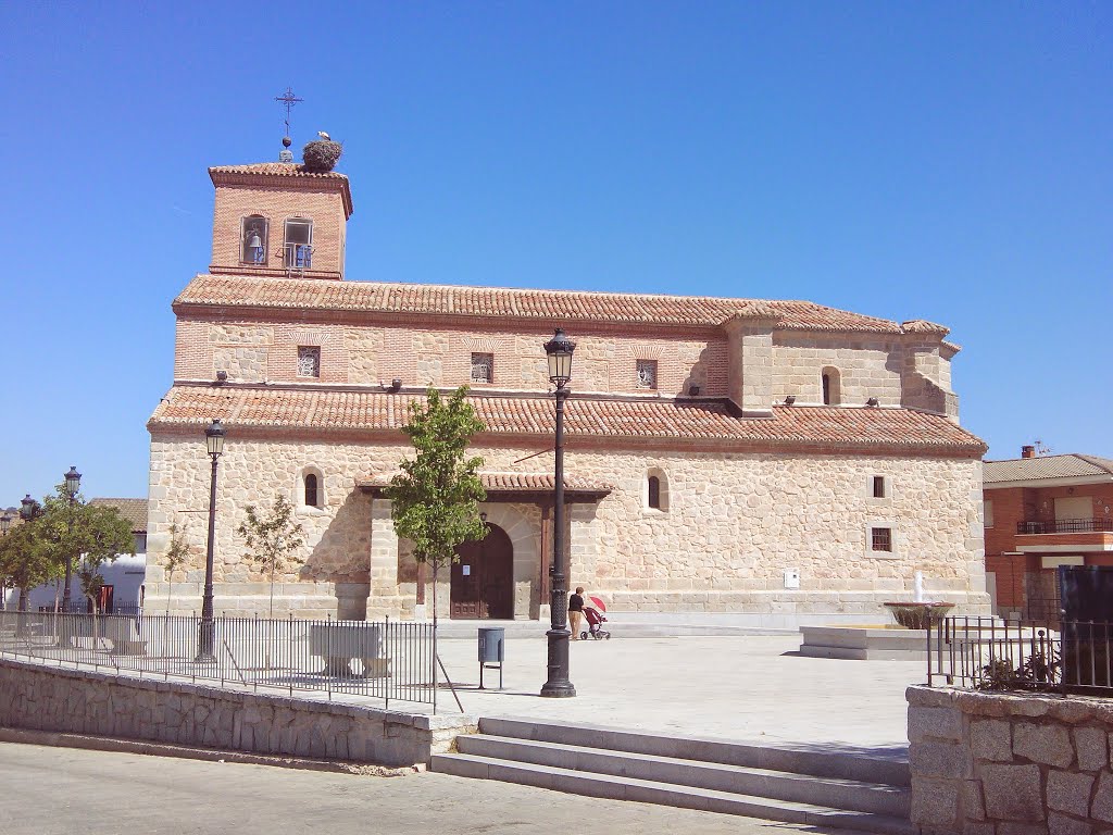 Parroquia de San Juan Evangelista by Marcos Prieto García