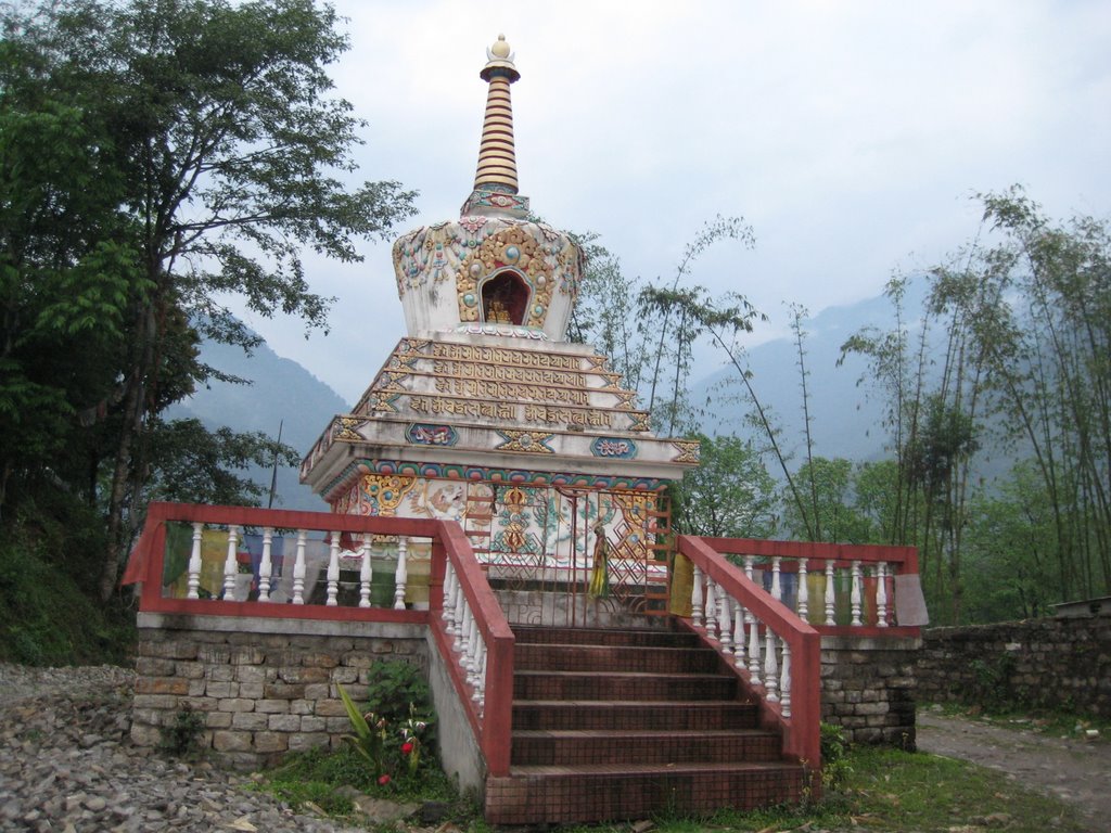 STUP, YUKSUM, SIKKIM, INDIA by http://www.bonrix.net