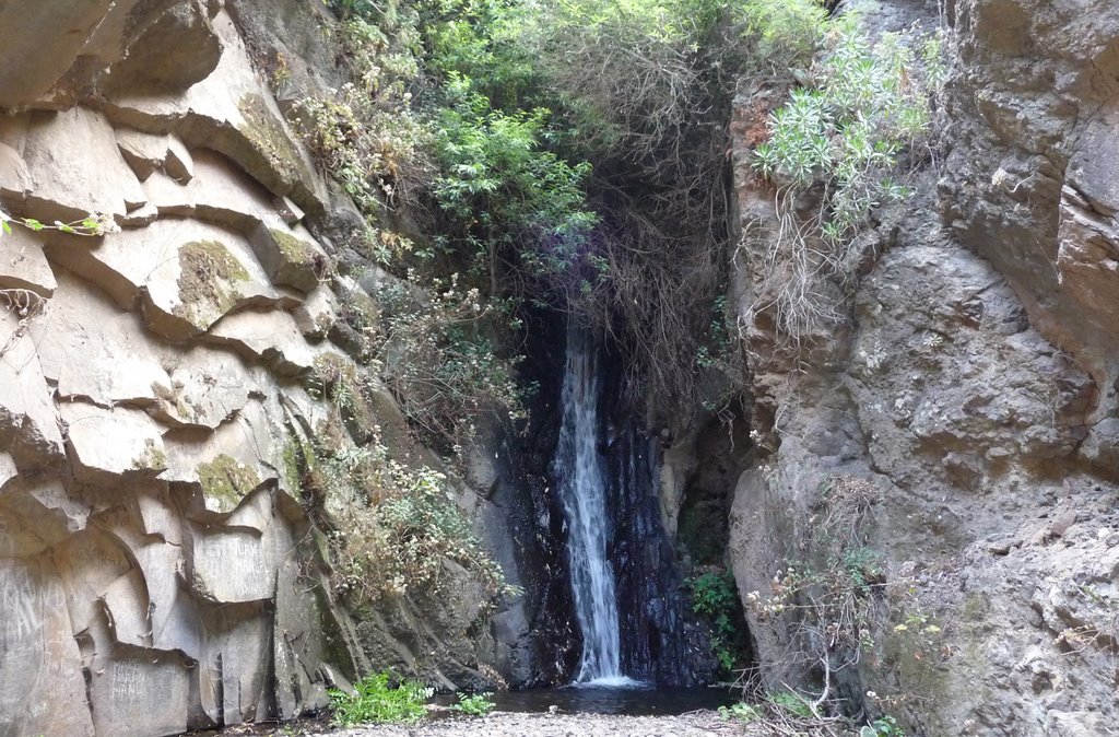 Barranco de los Cernícalos by yvesvin