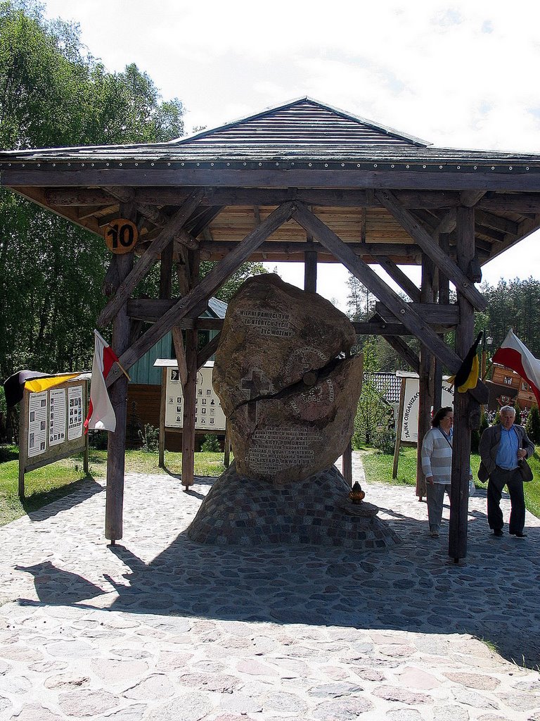 Skansen pod Wieżycą by Renifer