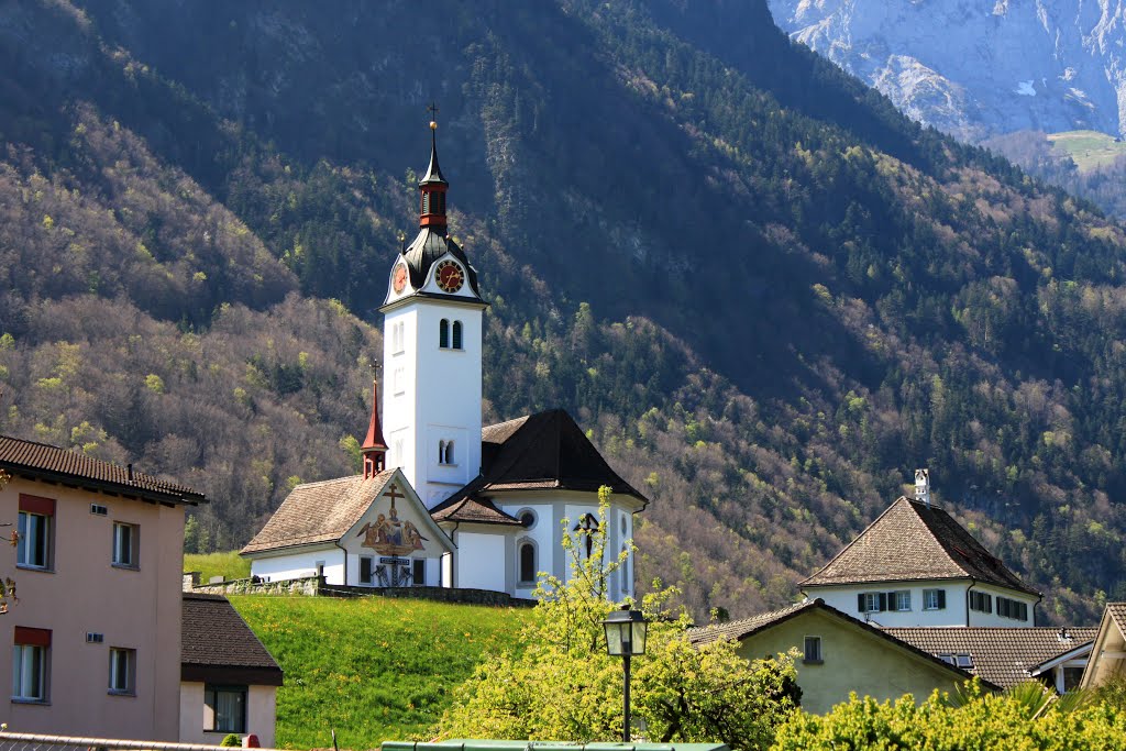 Pfarrkirche von Attinghausen by Uwe Häntsch