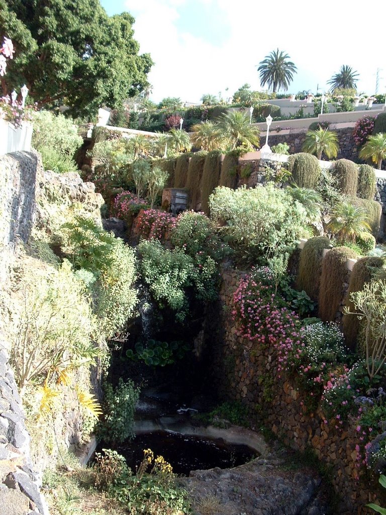 Parque Mausoleo, La Orotava by Isl@islada