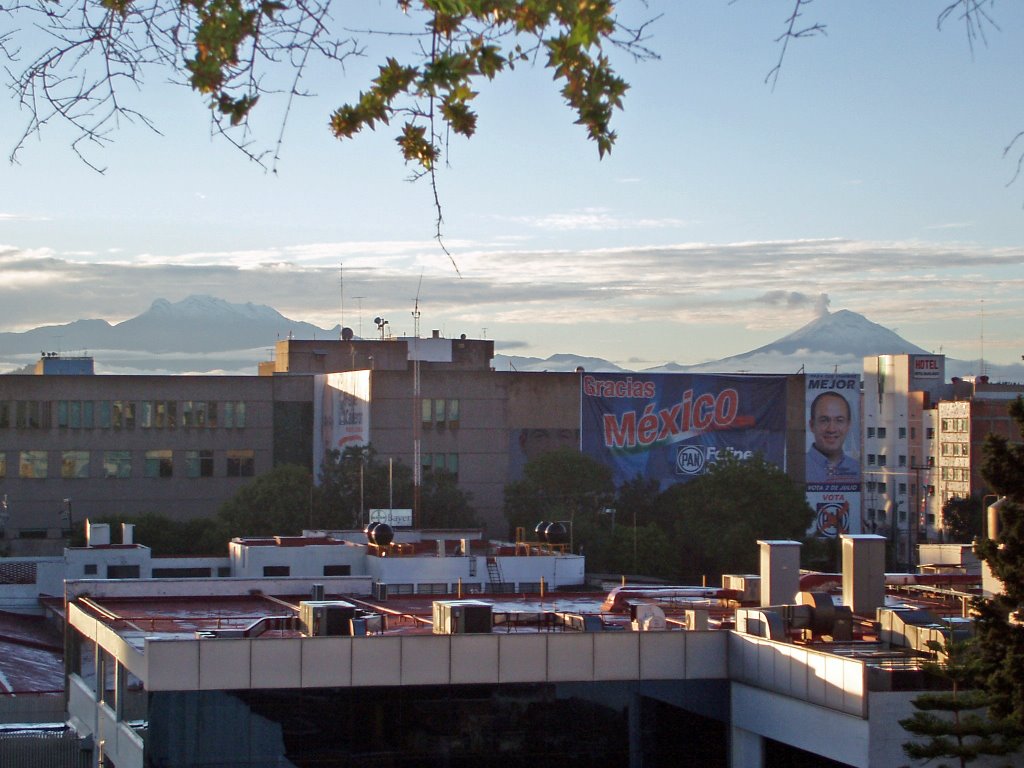 ATARDECER CON LOS VOLCANES by RODOLFO123