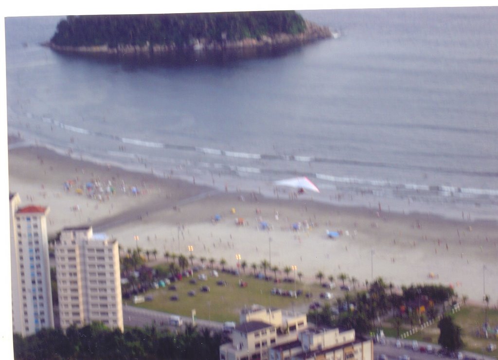 Praia do Itararé- São Vicente-SP (foto de Rogério Castello) by Luzia Frata