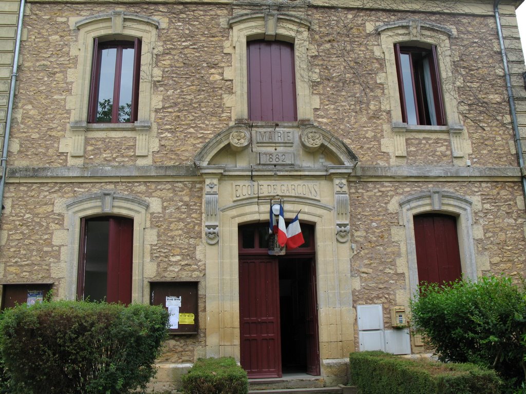 Ecole des Garcons, Urval, Dordogne, France by Scott Wetzel