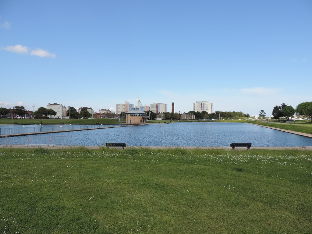 Cockle Pond Sailing Club and cafe by Professor Mungleton