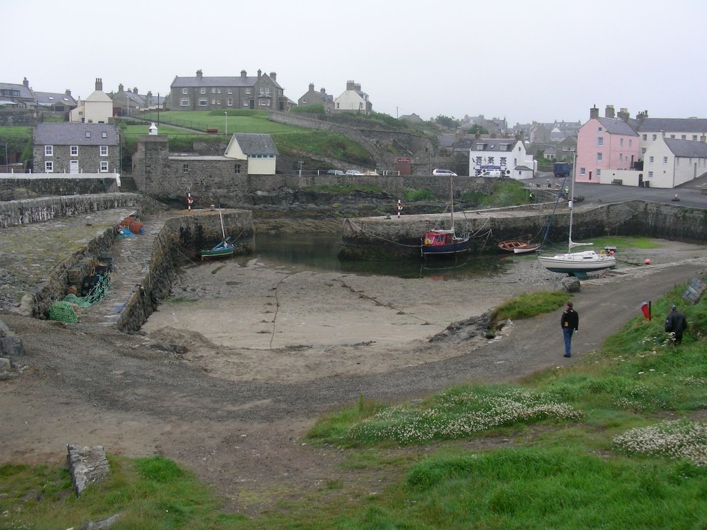 Old harbour, Portsoy by Banus