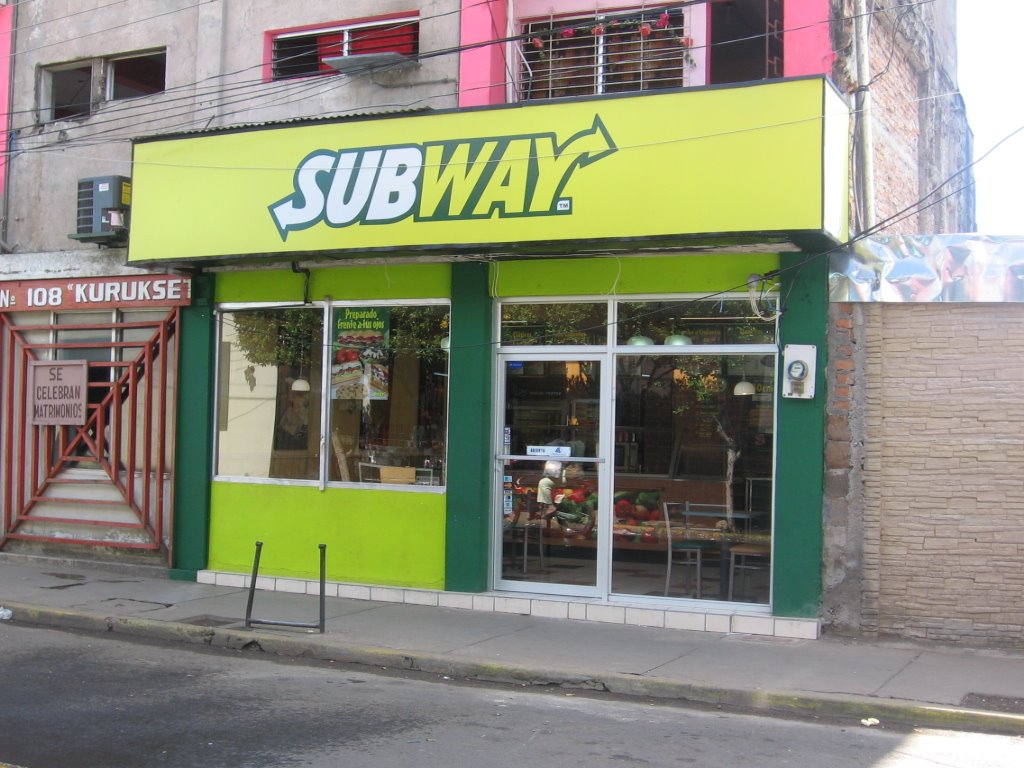 Subway by charlie29