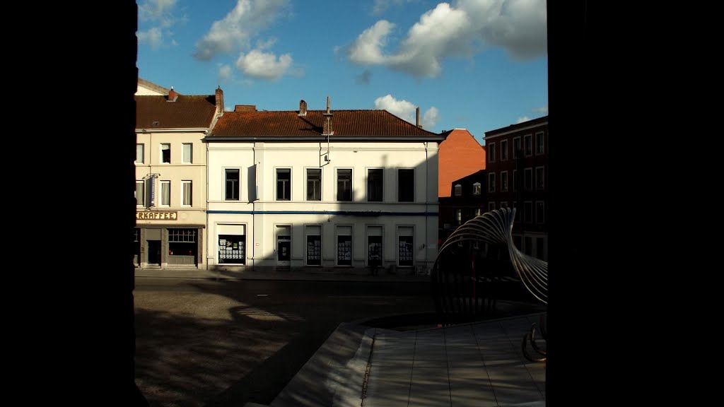 Kortrijk - Schouwburgplein by Jan Hendrik