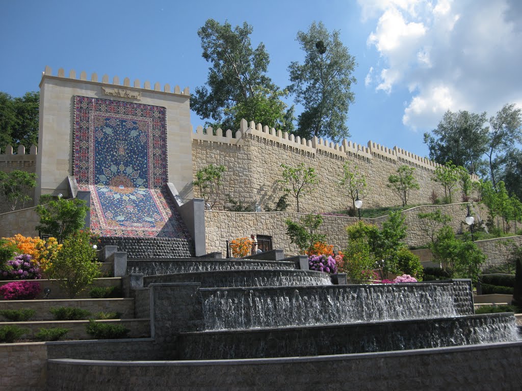 Парк имени Гейдара Алиева. Открыт 25.04.2013г к 90-летию Гейдара Алиева by BSveta