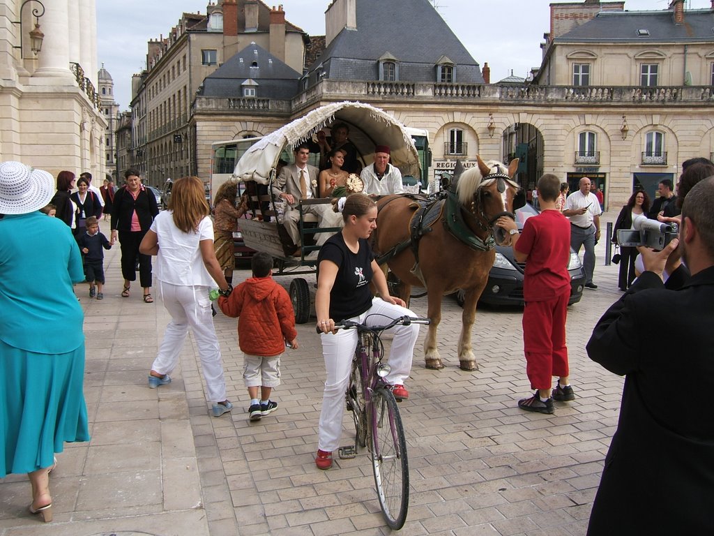 Dijon - Un Mariage - 01 by bourdy