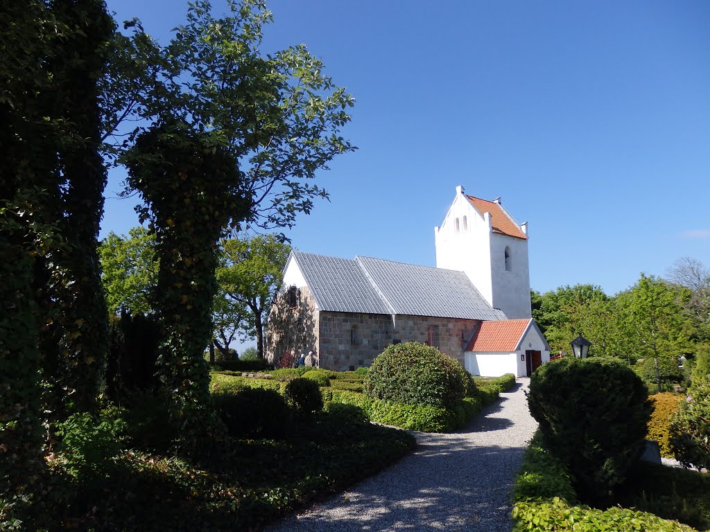 Vedersø kirke - Ringkøbing Skjern kommune by Benny Hansen - Haslev