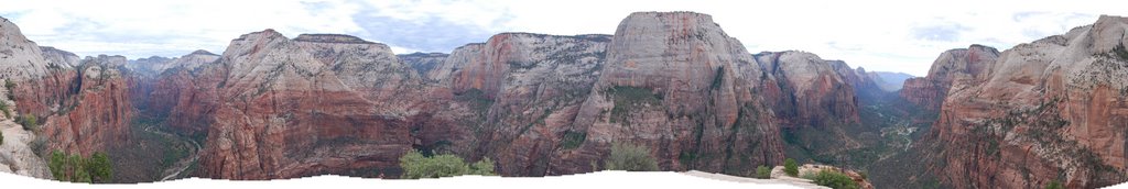 View From Angels Landing by ishmot