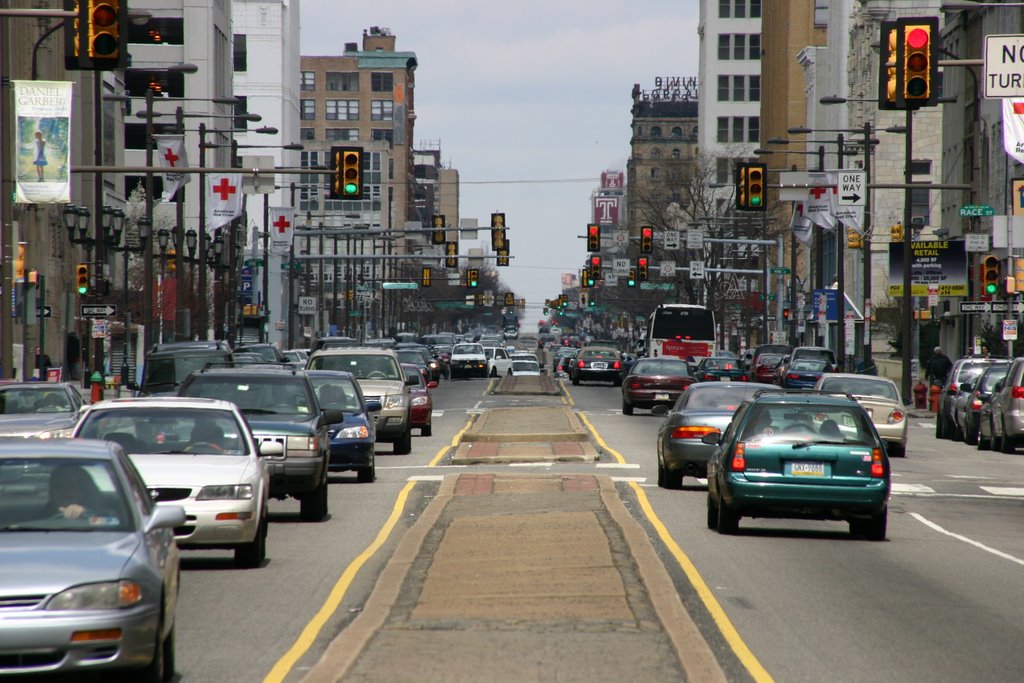 Broad Street, looking north by andré & ute