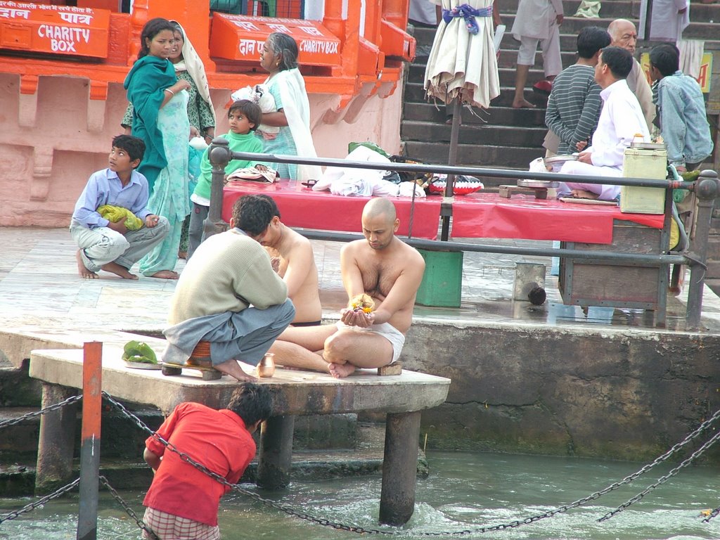 Last funeral ceremony at Holly Ganges by sainipc