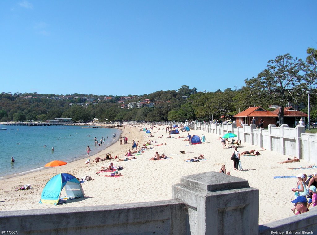 Sydney, Balmoral Beach by János Antal