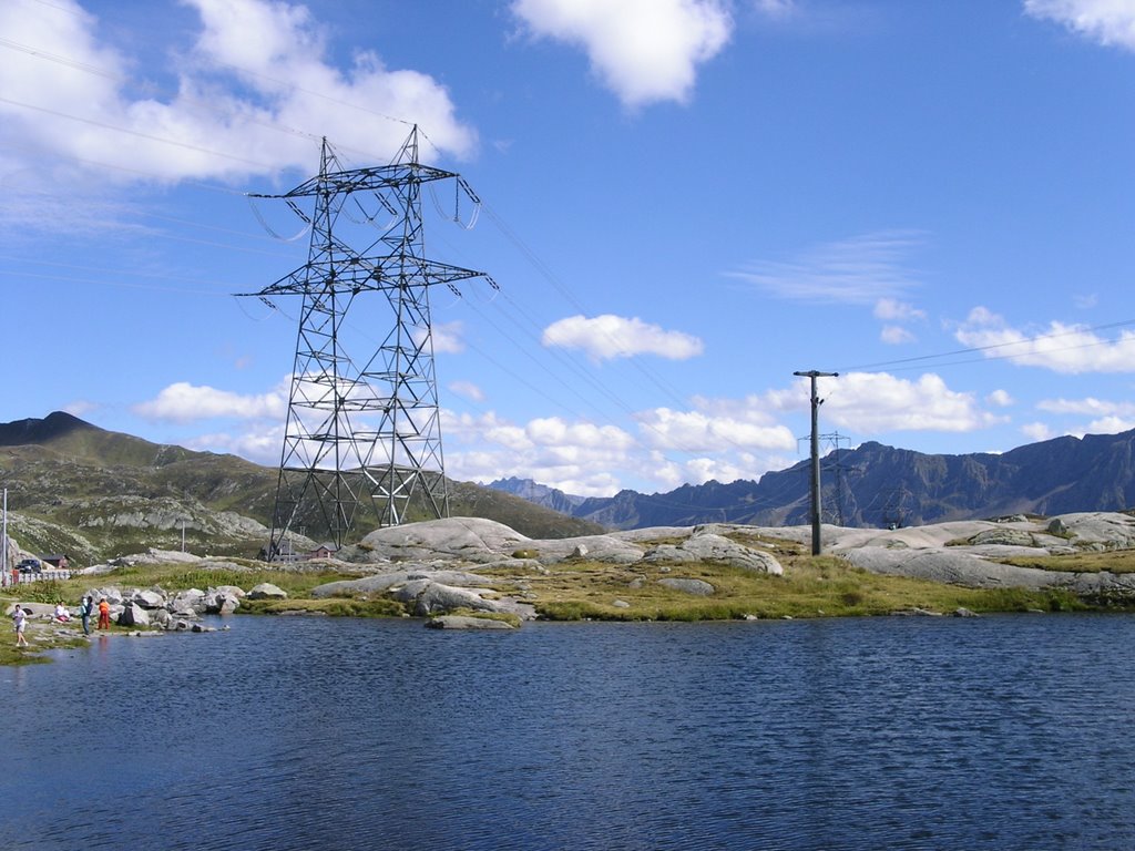 Passo San Gottardo by pyraniton