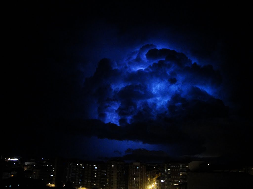 TORMENTA SUPERCÉLULA EN BURGOS by javicastañeda