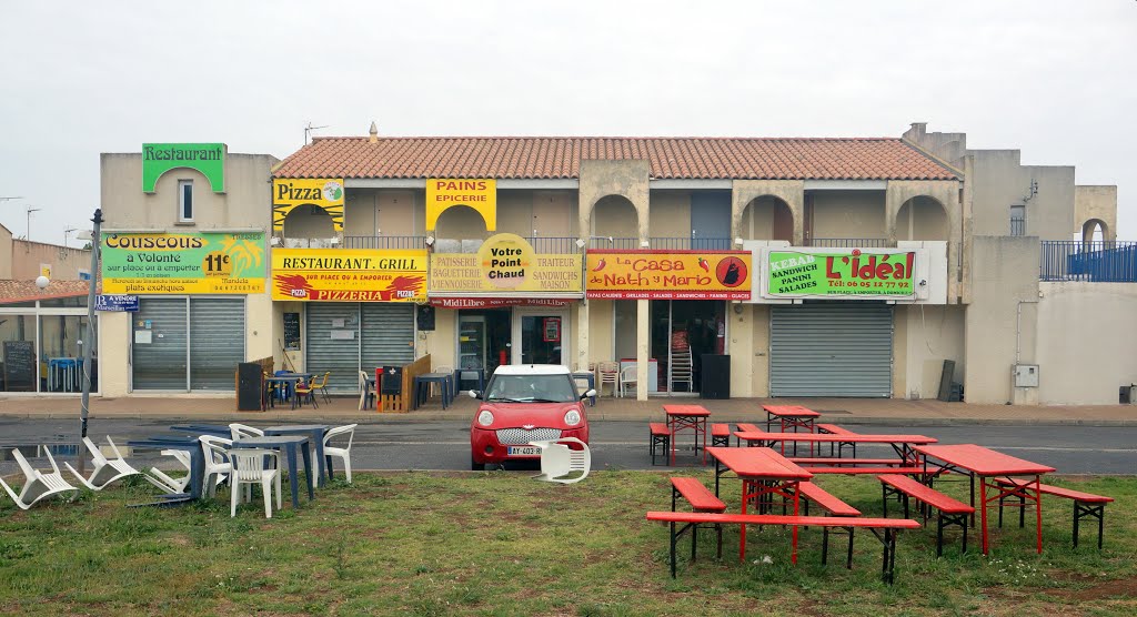 Restaurants in Marseillan Plage am Mittwoch, 21. Mai 2014 nachmittags by Wolfgang Hanko