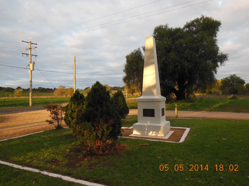 Grenfell - Birthplace of Henry Lawson - 2014-05-05 by sandyriva