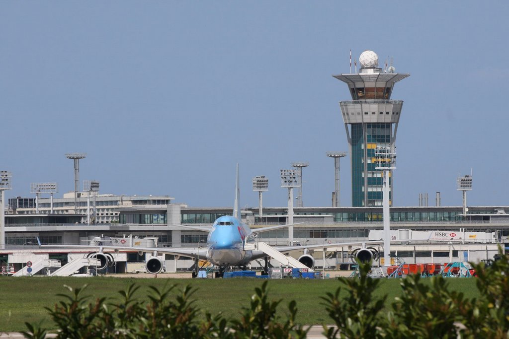 Aéroport d'Orly - Orly Airport by Pierre Dablon