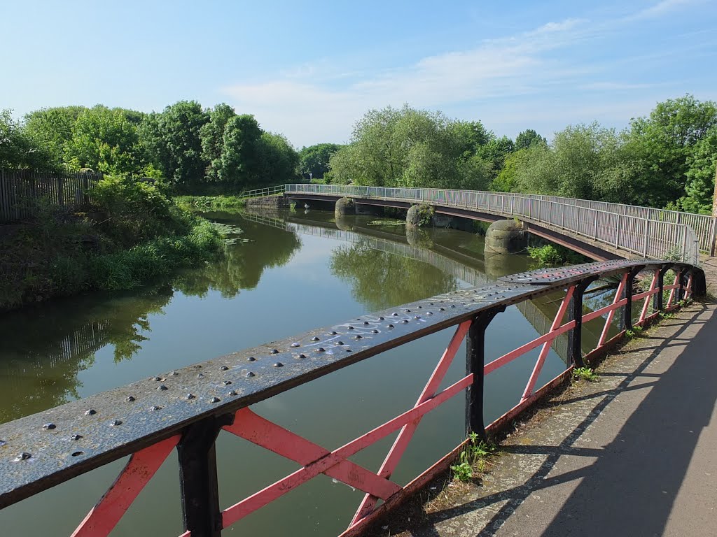 Leicester, River Soar view. by Bobsky.